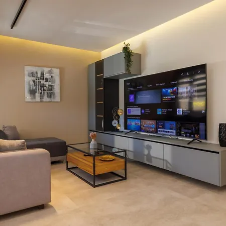 Dista Luxury خيرسونِسوس
